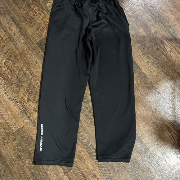 Under Armour, Mens Size Medium Pants, Good Condition - Picture 3 of 3